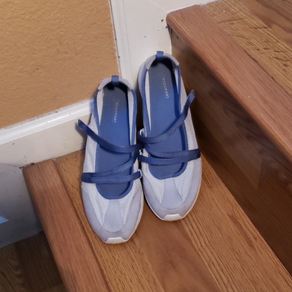 Rockport Mary Jane walking sneaker size 6.5